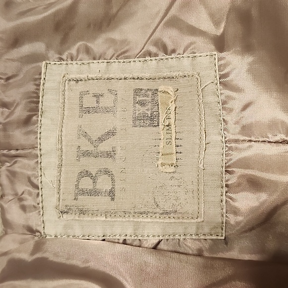 BKE Light Jacket - Picture 4 of 4